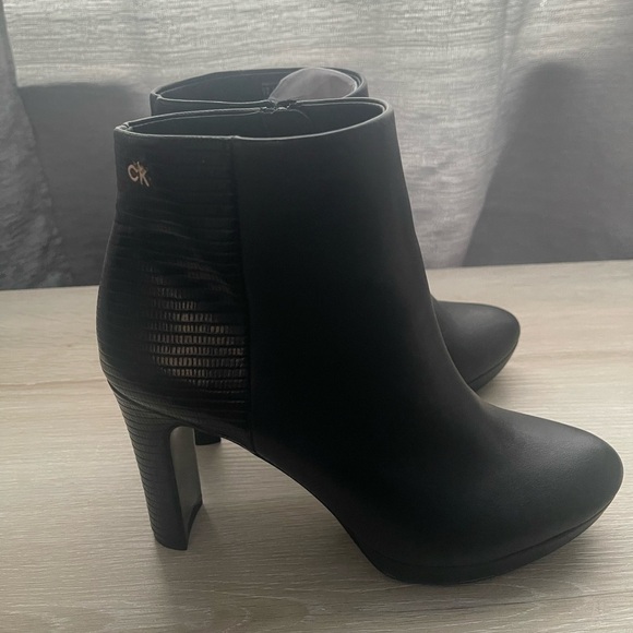 Calvin Klein Shoes - Calvin Klein